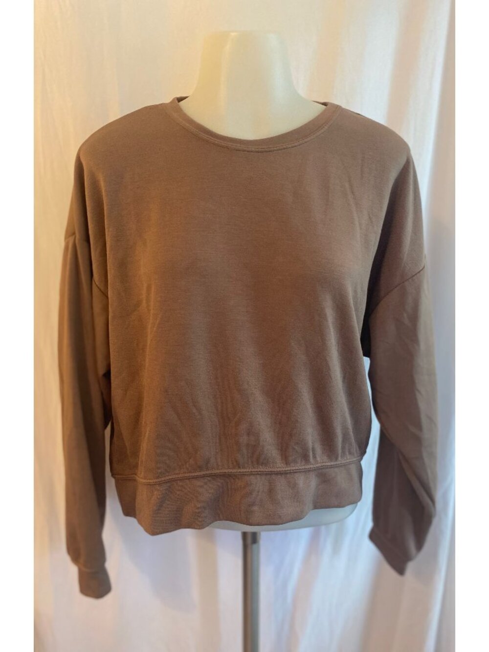 Scoop Taupe Brown Ultimate ScubaKnit Long Sleeve Cropped Sweatshirt